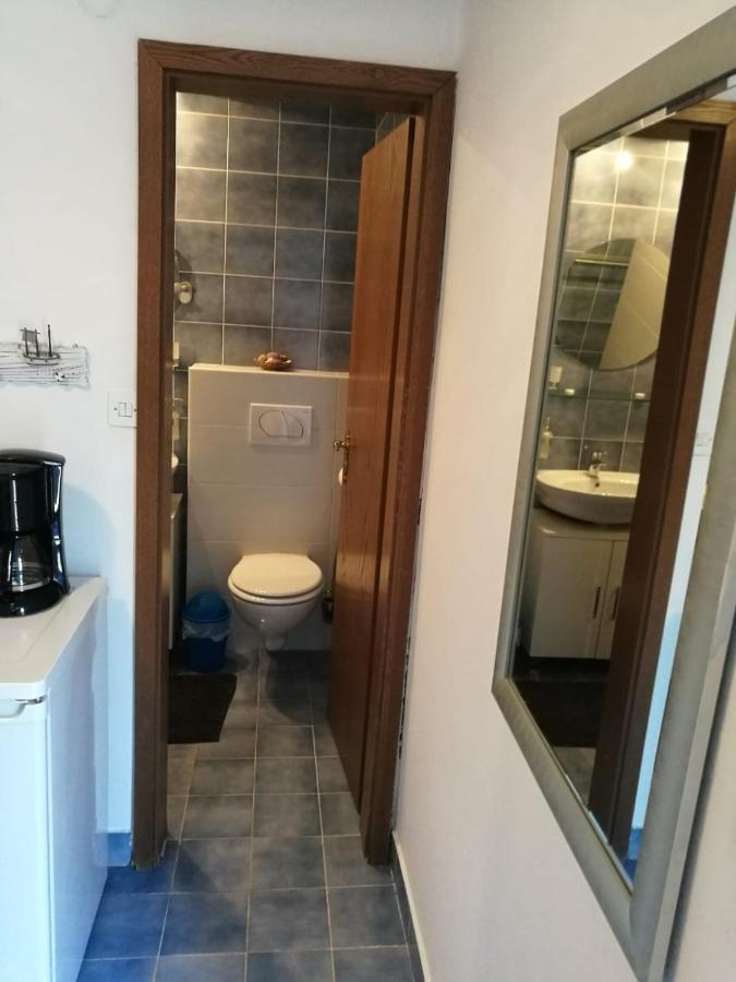 Ferienhaus Bozena Appartment 1 เวอร์ซาร์ ภายนอก รูปภาพ