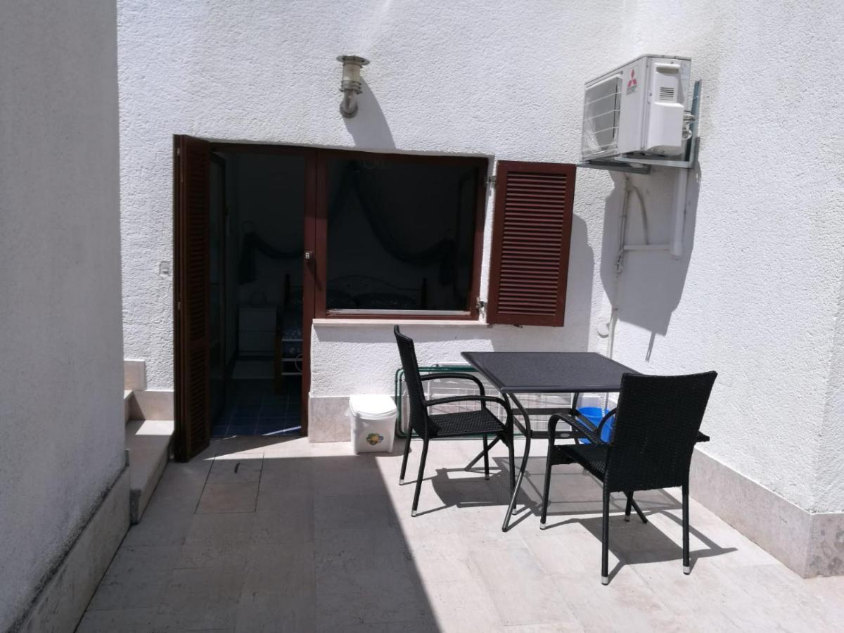 Ferienhaus Bozena Appartment 1 เวอร์ซาร์ ภายนอก รูปภาพ
